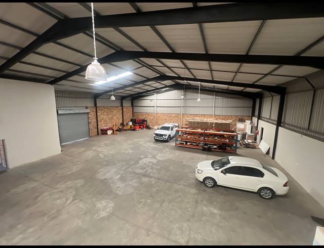 527M² WAREHOUSE TO LET IN ALRODE